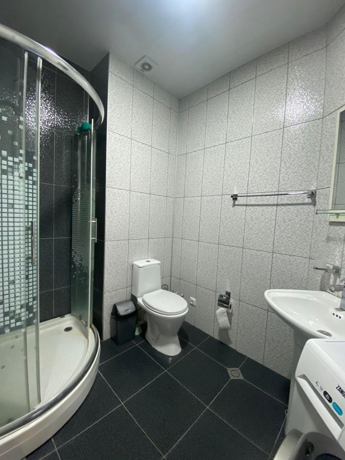 Mindia'S Two Bedroom Apartment Batumi Kültér fotó